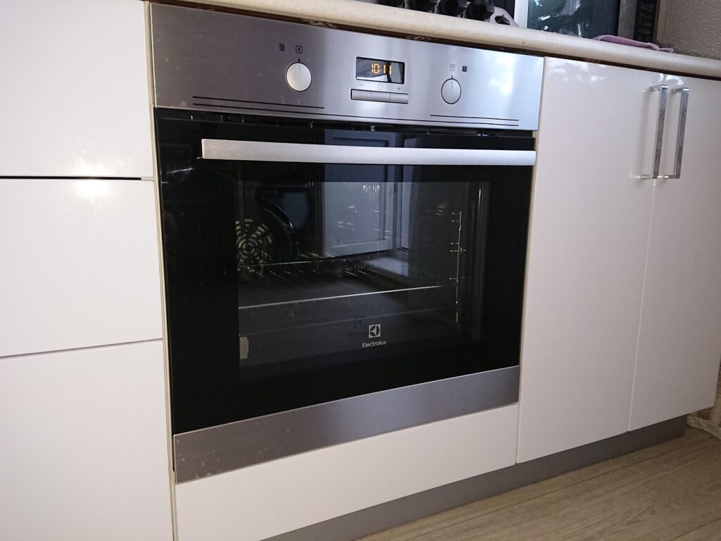 Духові шафи Electrolux