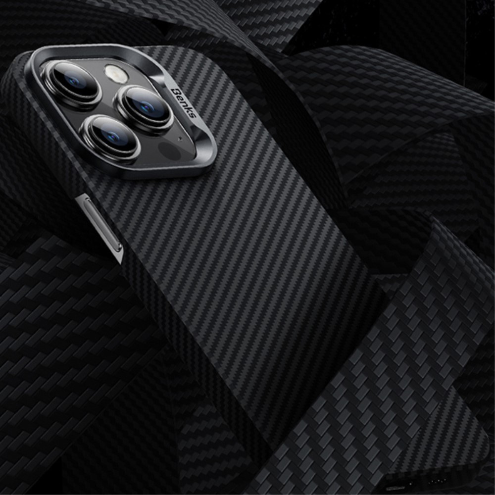 Чехол BENKS Kevlar для iPhone 15 Pro, для MagSafe, Carbon Fiber, чёрный | Yourcase.com.ua
